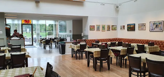 Atrium Bar & Restaurant