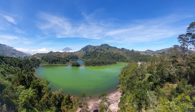 Batu Pandang Ratapan Angin