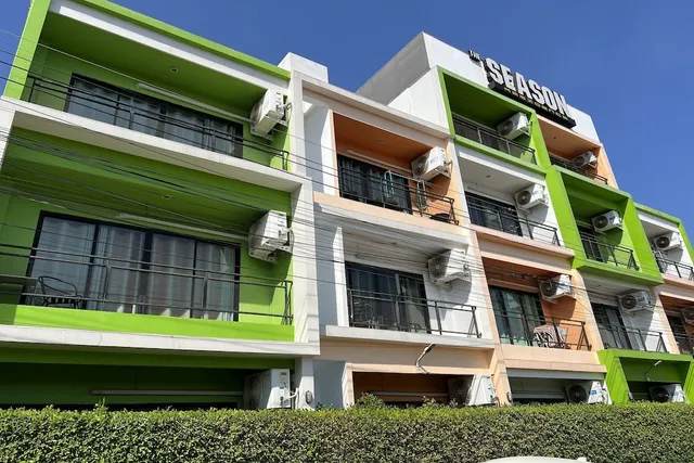 The Season Residence