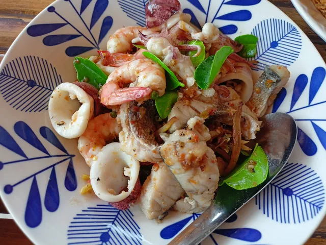 ร้านระมุนลิ้น