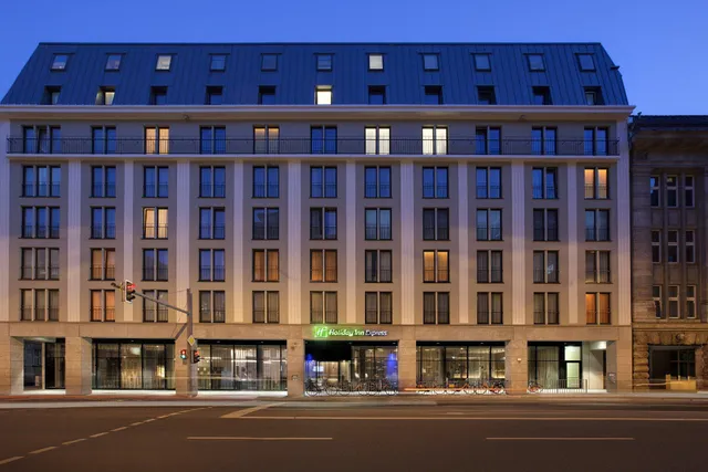 Holiday Inn Express Berlin - Alexanderplatz by IHG