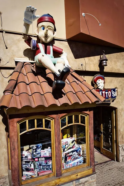 Geppetto's - Fashion Valley