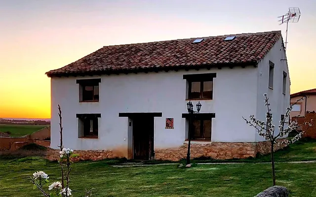 Casa Rural “Tierras de Aguilera”.
