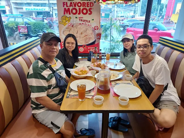 Shakey's Pizza Parlor