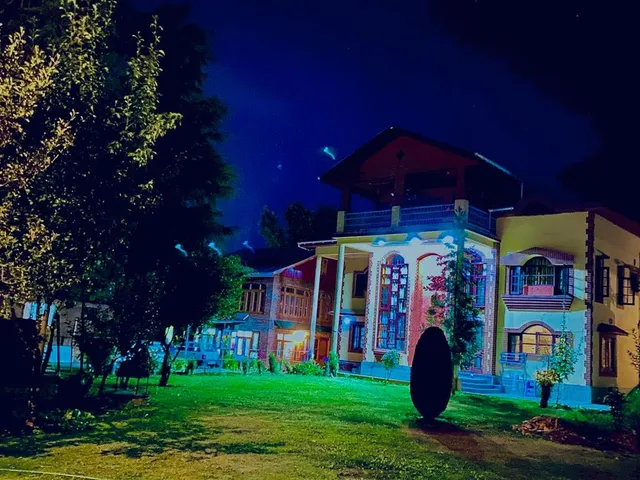 POP HOME 81511J Zulal Guest House