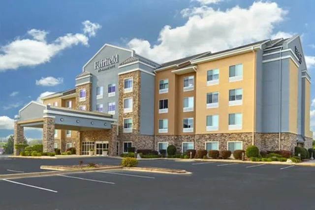 Fairfield by Marriott Inn & Suites Commerce