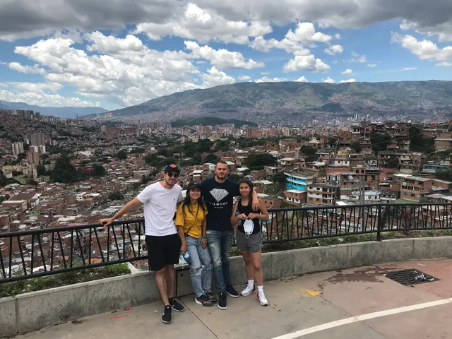 Graffitour Distrito 13