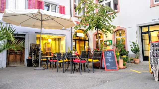 Restaurant Ziegelhof / Tapeó