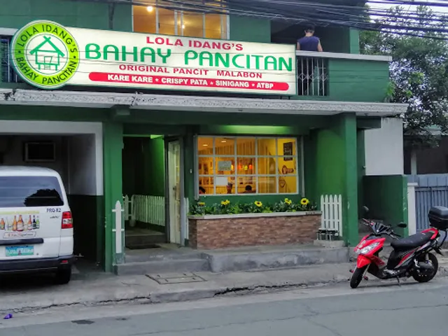 Lola Idang's Bahay Pancitan