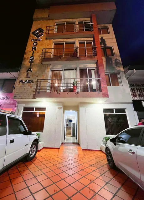Hotel Cristal Plaza