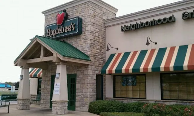 Applebee's Grill + Bar