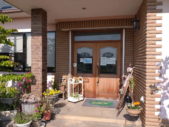 CAFÉ HOUSE ひらら