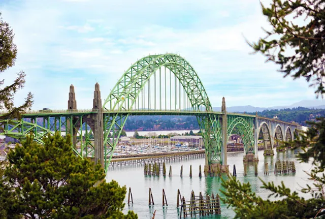 Holiday Inn Express & Suites Newport by IHG