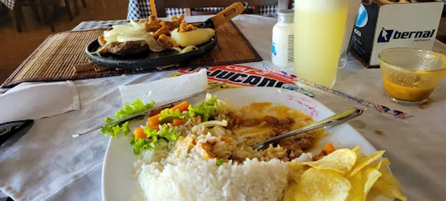 Tropeiros Churrascaria