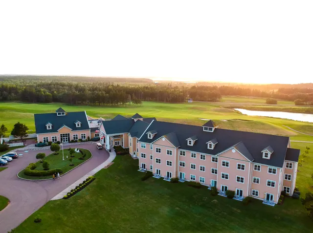 Rodd Crowbush Golf & Beach Resort