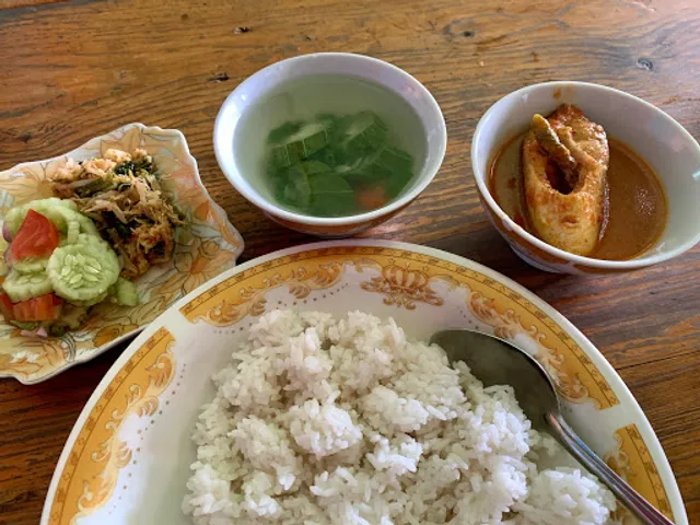 Rumah Makan Aceh Krueng Mane