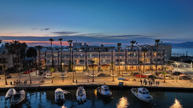 Kosta Palace City Hotel