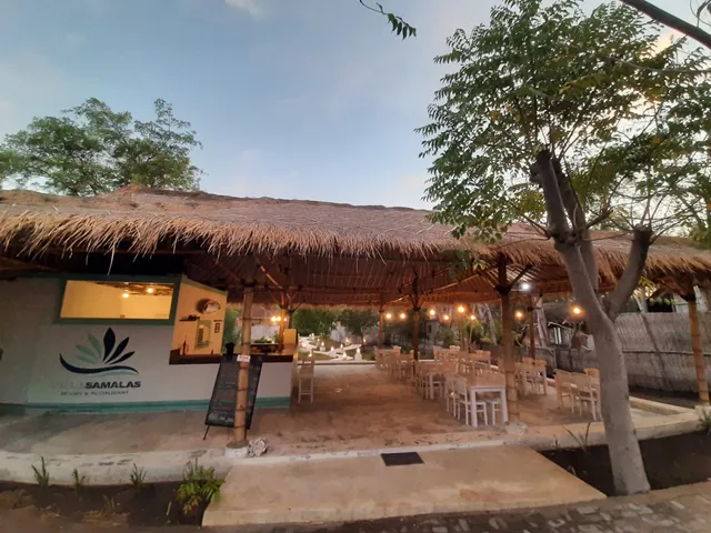 Villa Samalas Resort and Restaurant