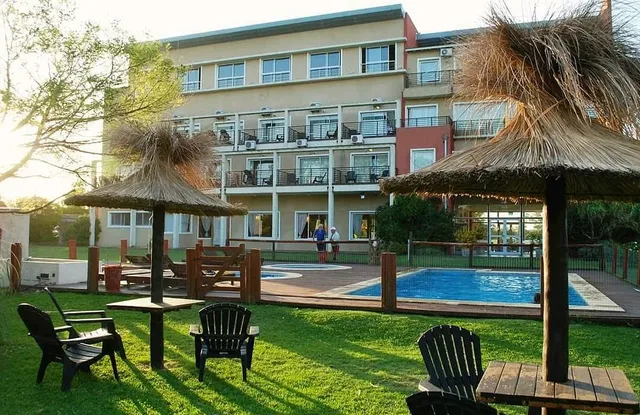 Hotel Puerta del Bosque