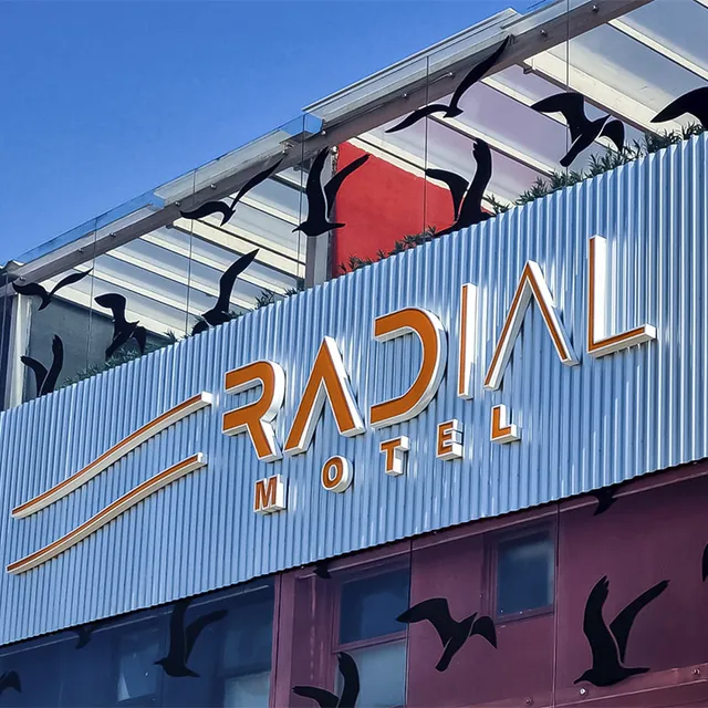 Radial Motel