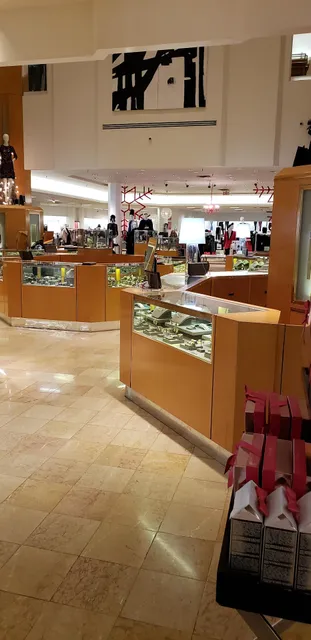 Saks Fifth Avenue