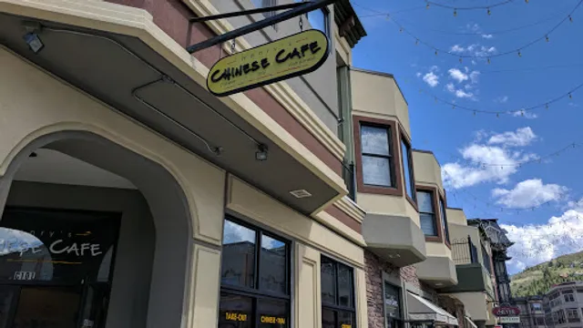 Henry's Chinese Cafe