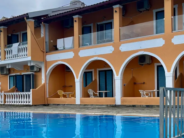 VALENTINOS APARTMENTS