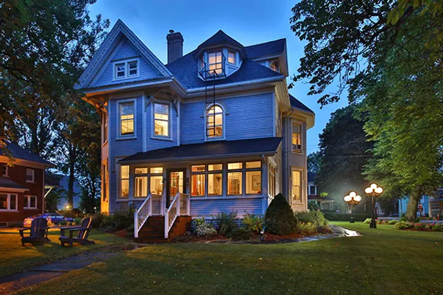 Summerside Inn Bed and Breakfast