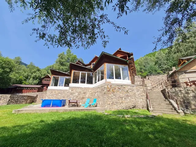 Cabana Floare de stanca