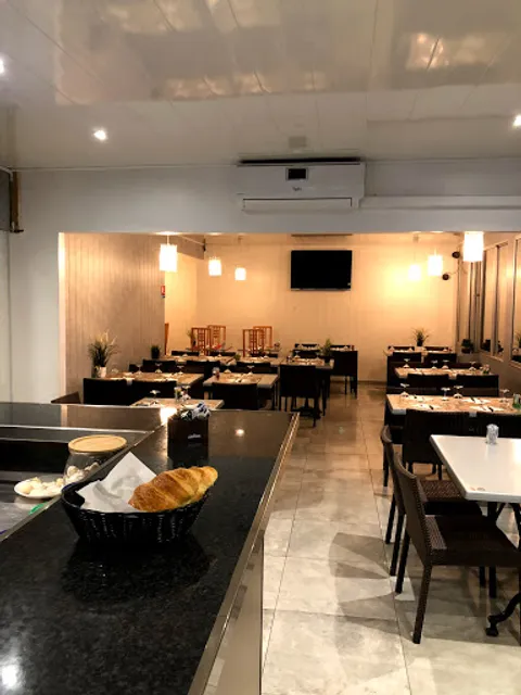 Restaurant Le Relais Des Pins