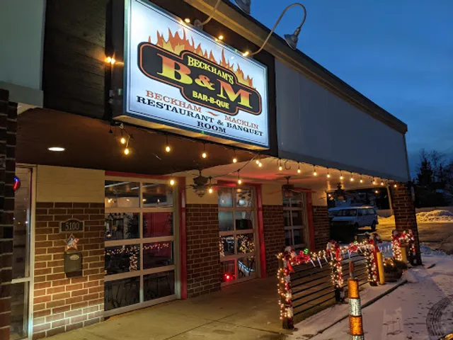 B & M BBQ Lyndhurst Wings, Fish, Pork and Beef