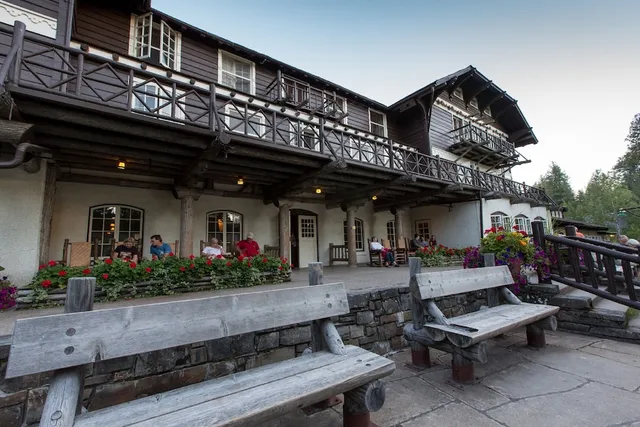 Lake McDonald Lodge