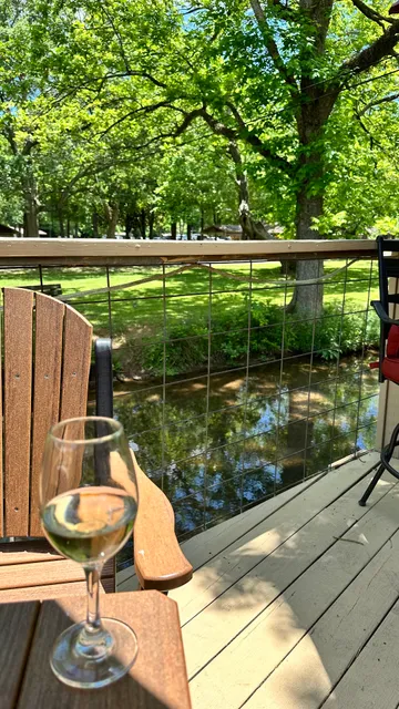 A&B Creekside Restaurant and Catering