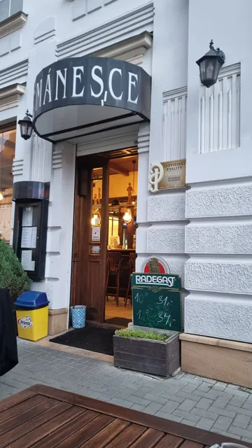 Restaurace na Mánesce