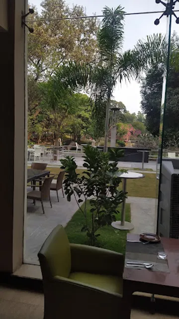 Alchemy Bar & Restaurant