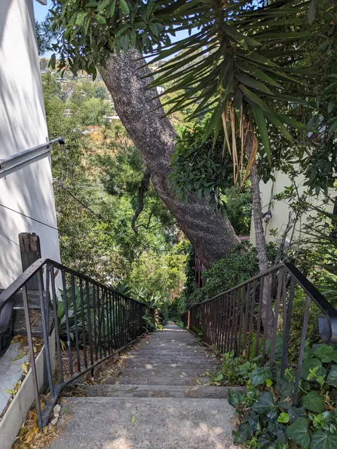 Westshire-Hollyridge Stairs