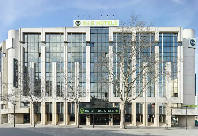 B&B HOTEL Paris 17 Batignolles