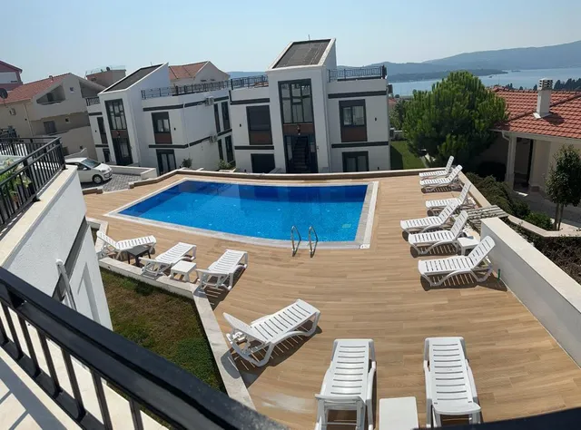 Tivat Terrace Suites