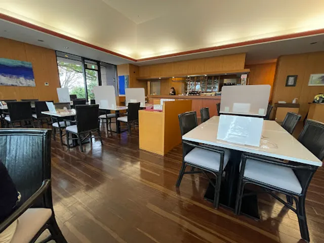 プティポワルミュージアム店