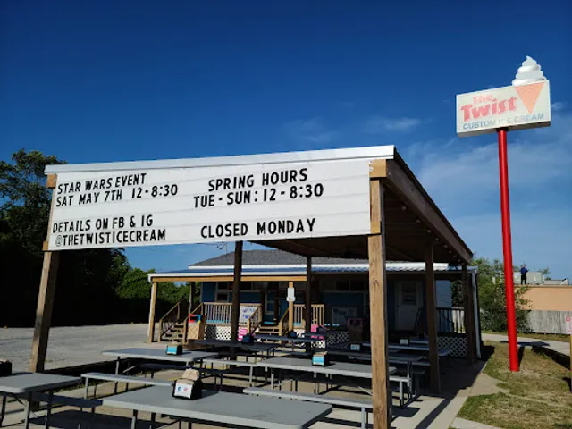 The Twist Custom Ice Cream