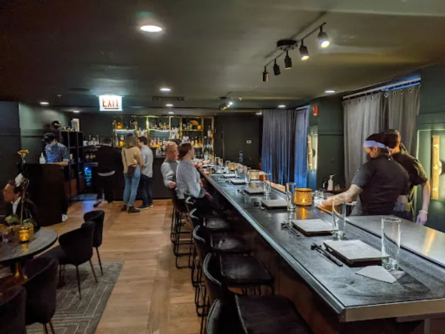 Sushi Suite 202 - Lincoln Park Chicago by Sushi by Bou