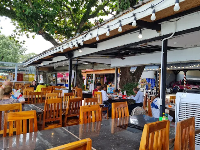 Longlay Rawai Seafood