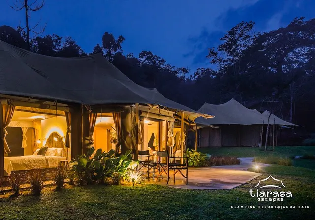 Tiarasa Escapes Glamping Resort Janda Baik