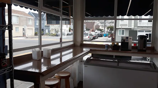 TOMMY'S MARKET & DELI