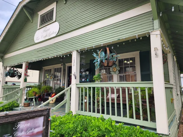 Fiora Fine Crafts Gallery