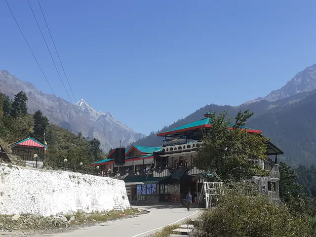 Hotel Kheerganga Heights