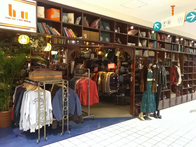 Top of the Hill Yokosuka MORE ' S CITY