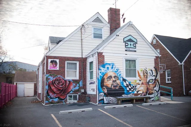 Home Court Vintage & Vinyl