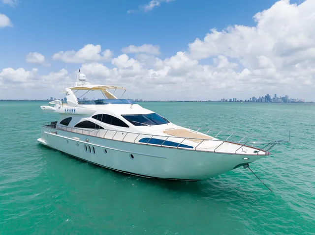 Vice Yacht Rentals of South Beach