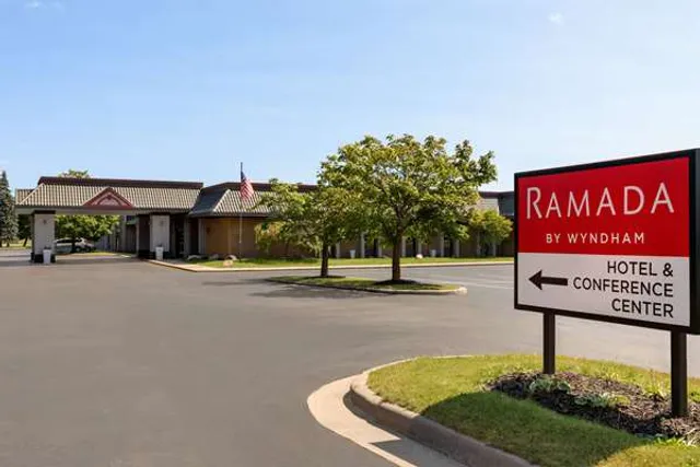 Ramada by Wyndham Alpena Hotel & Conference Center